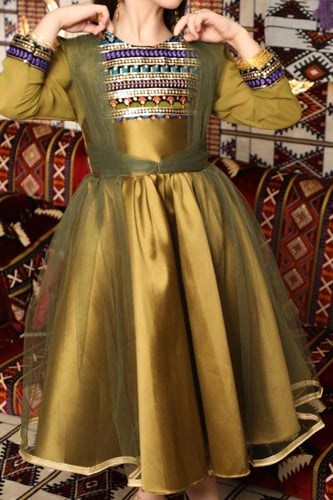 فستان يوم التأسيس بناتي اخضر زيتي