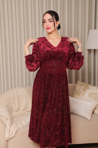 فستان شتوي مخملي مشجر