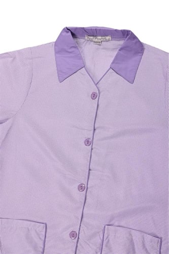 ملابس عاملات خطوط مقلمة قطعتين