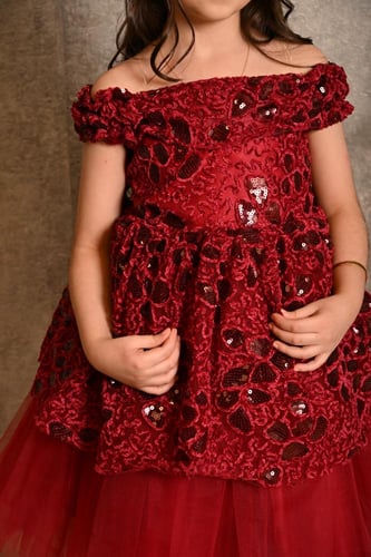 فستان بناتي أحمر منفوش