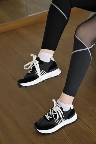 بنطلون رياضي لون اسود شفاف جوانب