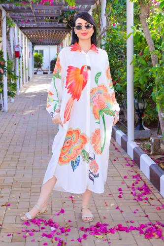 فستان صيفي مزخرف برسومات زهور وطائر ملون