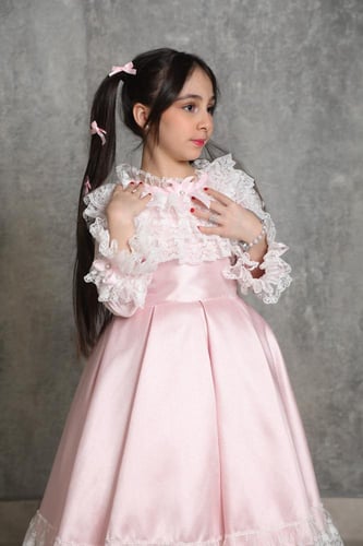 فستان بناتي سالي باللون الوردي