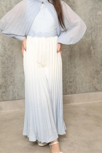 طقم بناتي فخم بتنورة كسرات