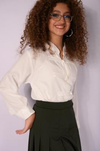 بلوزة مدرسي متوسط