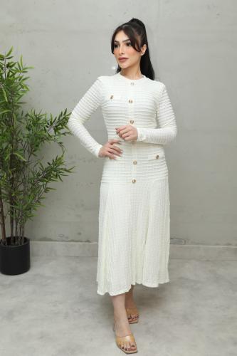 فستان مخمل أبيض سكري