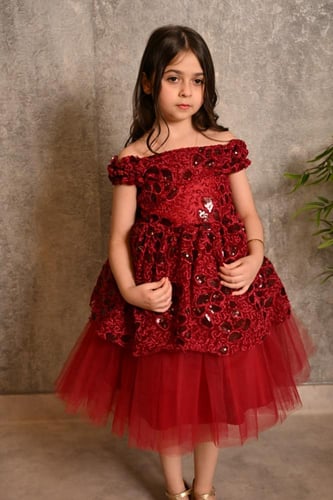 فستان بناتي أحمر منفوش