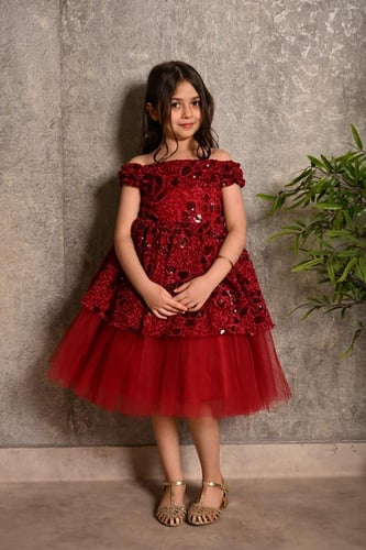 فستان بناتي أحمر منفوش