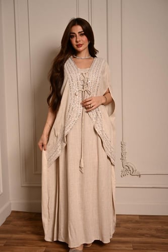 جلابية أنيقة برباط خصر أمامي ولمسة فخامة