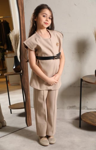 طقم بناتي شتوي مع حزام