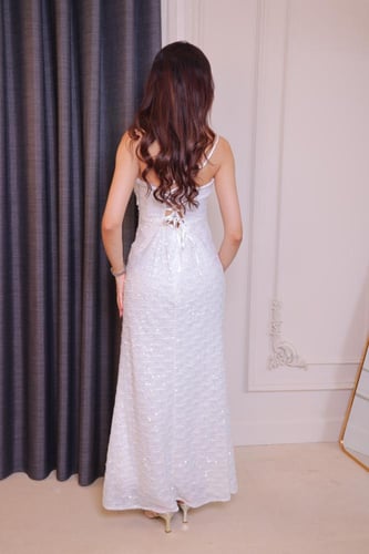 فستان طويل بترتر أنيق بدون أكمام