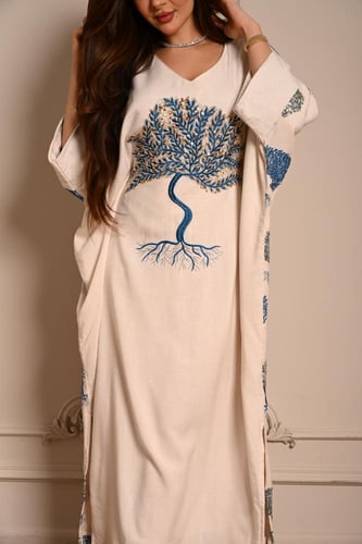 جلابية بنقشة شجرة وأكمام واسعة