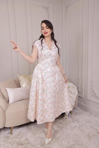 جلابية ميدي بتصميم كلاسيكي فاخر مزين