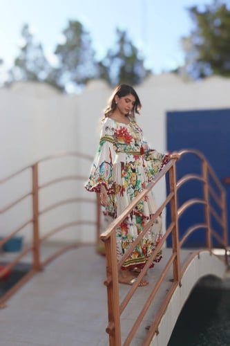 فستان صيفي أنيق باكمام واسعه ناعمة