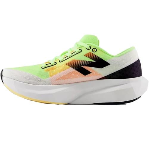 حذاء New Balance FuelCell Rebel V4