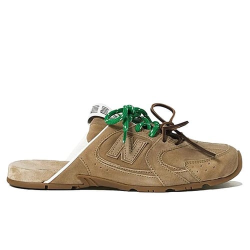 حذاء New Balance x Miu Miu 530 SL Faded Suede Mule...