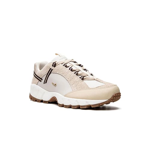 حذاء Nike Air Humara x Jacquemus Light Bone Gold