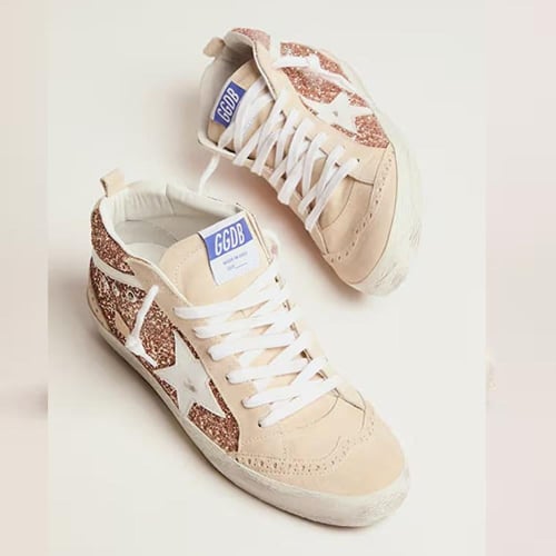 سنيكرز ميد ستار بلمسة لامعة وردي ذهبي -Golden Goos...