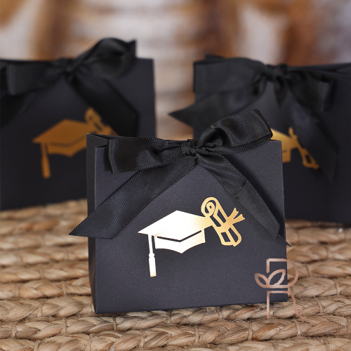 Graduation-themed bag