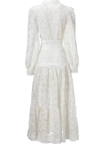 فستان كلاسيكي