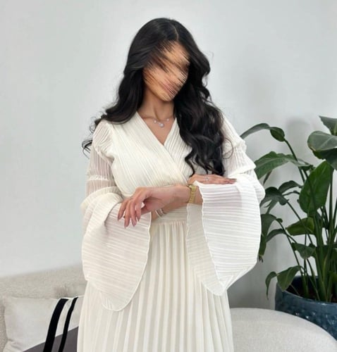 فستان بكسرات