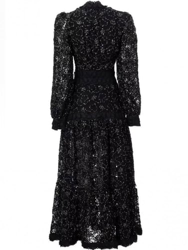 فستان كلاسيكي