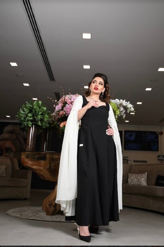 فستان اكمام ابيض