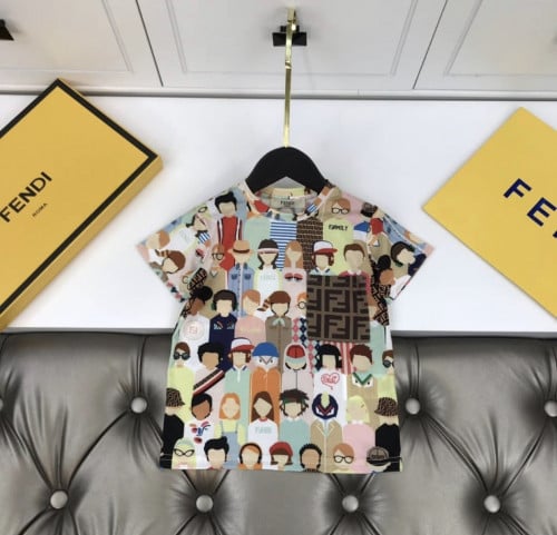 تي شيرت فندي ولادي وبناتي كوبي ماستر