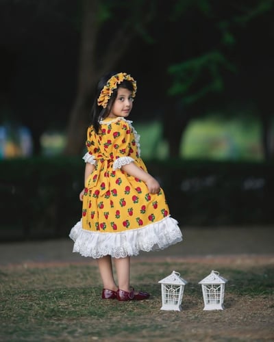 فستان شالكي اصفر /دانتيل