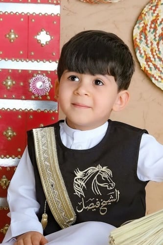 سديري البشت بالاسم