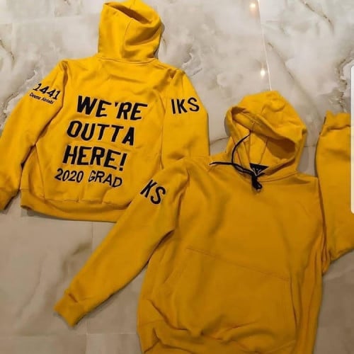 بلوفر شتوي حسب. الطلب