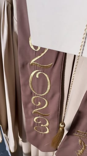 عبايات تخرج تفصيل