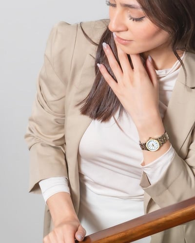 ساعة نسائية إمزوري بلون ذهبي وفضي