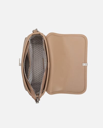 شنطة نسائية أنيقة بلون بني من امزوري