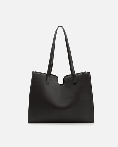 شنطة نسائية فاخرة بلون أسود من امزوري