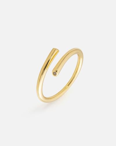 خاتم نسائي ذهبي مميز من ايمزوري