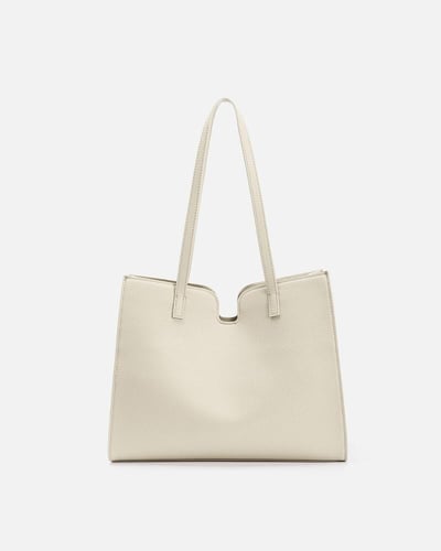 شنطة نسائية فاخرة بلون أبيض من امزوري