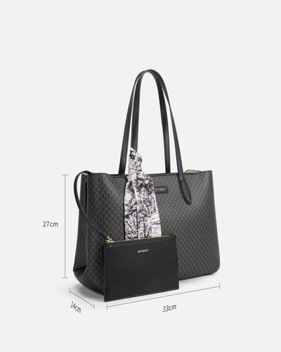 شنطة نسائيه من الجلد بلون أسود