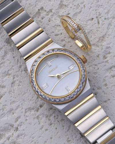 طقم هدايا نسائي بتصميم راقي