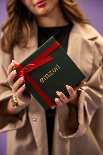 ساعة نسائية من امزوري بلون أسود