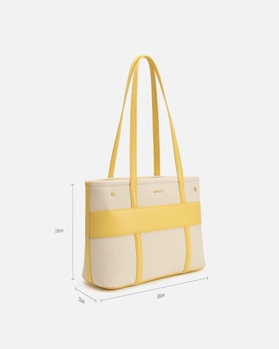 شنطة نسائية كلاسيك بلون أصفر وبيج من امزوري