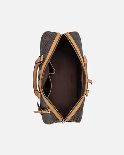 شنطة للجنسين بتصميم عملي بلون بني