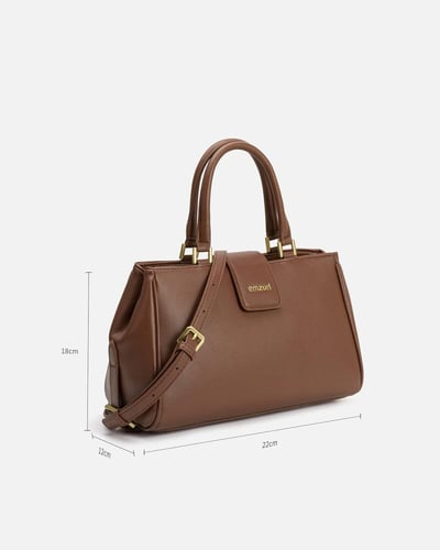 شنطة نسائية أنيقة بلون بني من امزوري