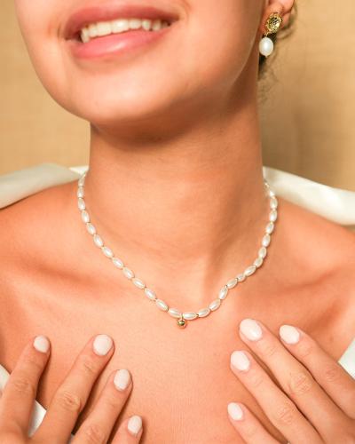 سلسال نسائي ذهبي مميز من ايمزوري