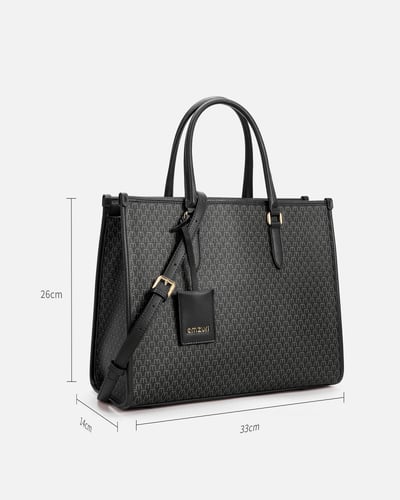 شنطة نسائيه من الجلد بلون أسود