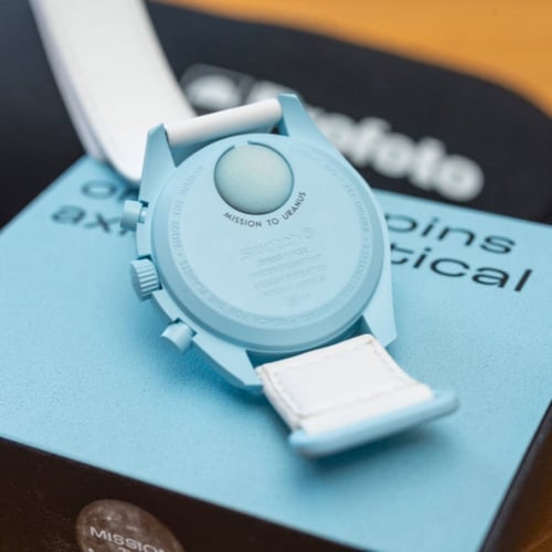 ساعة اوميغا سواتش