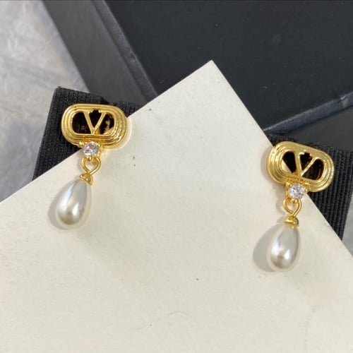 حلق فالنتينو