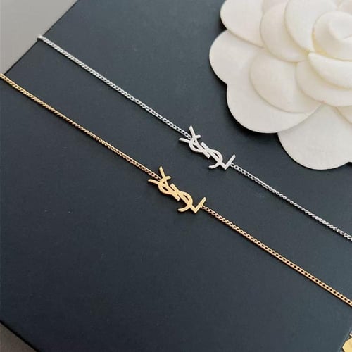 سوارة سان لوران