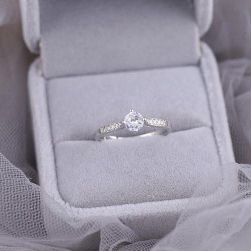 خاتم ياقوتي