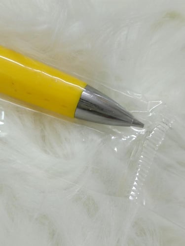 قلم قاتل الشياطين DEMON SLYER PEN